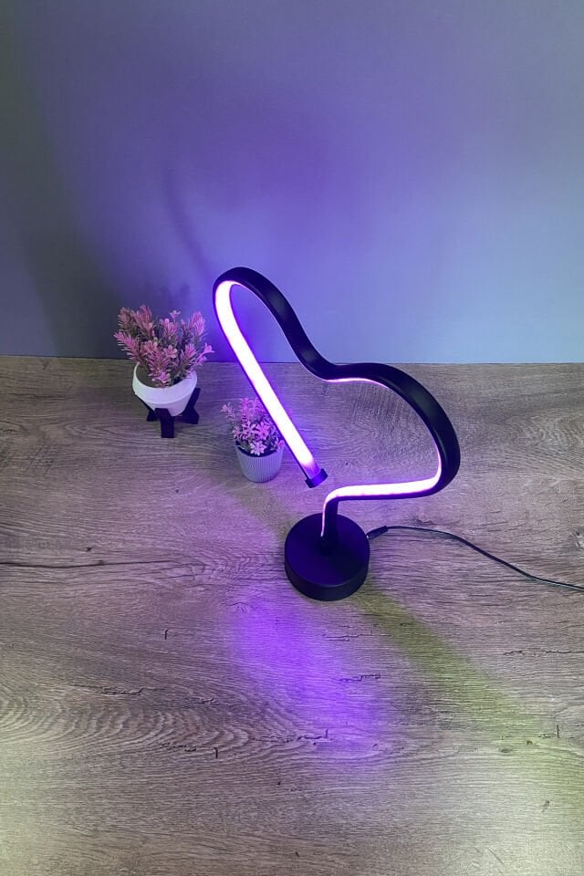 Siyah Kalp Modern Rgb Ledli Masa Lambası Abajur